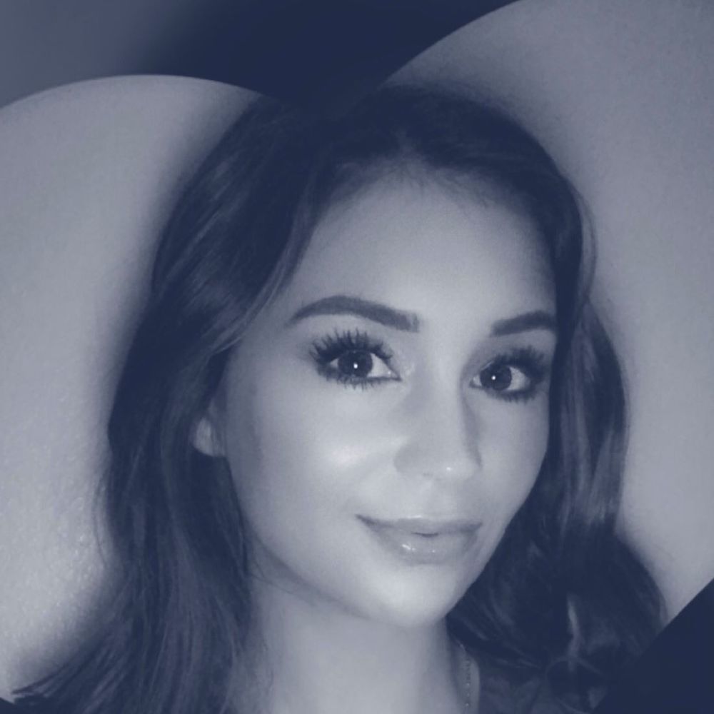 Meet your Posher, Stephanie